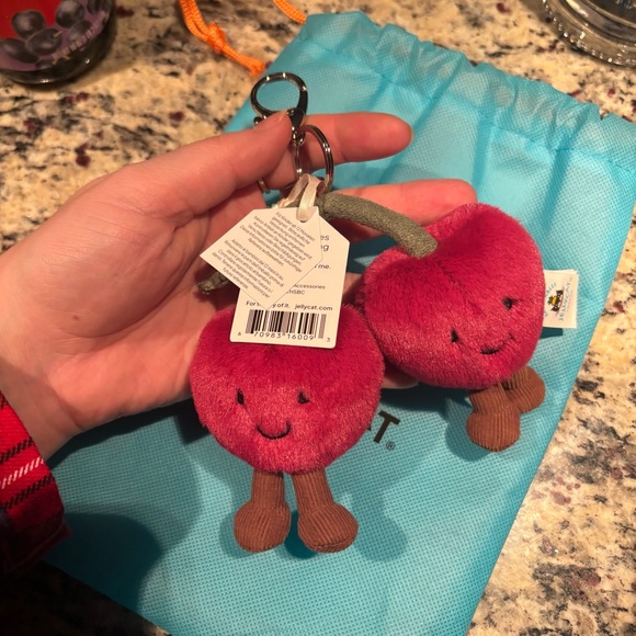 🍒Jellycat Amusable Cherries Bag Charm - Picture 5 of 6